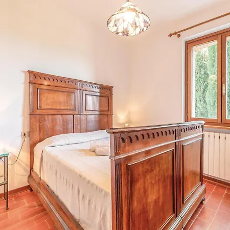 Del Glicine Holiday home Pornello