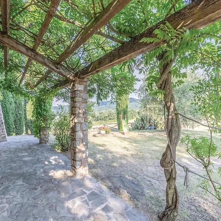 Holiday home Del Glicine Pornello